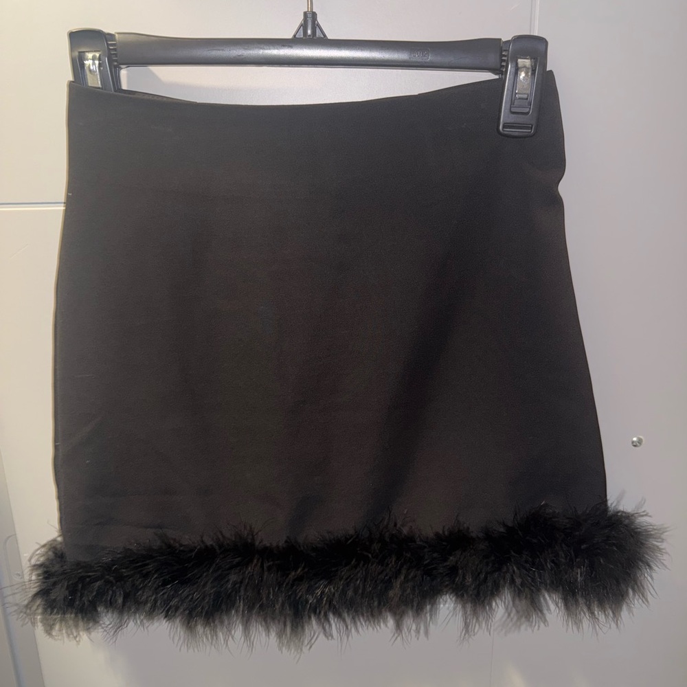 Fashion Nova Black Mini Skirt with Fur Trim